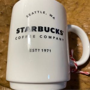 Starbucks 14 oz  2018 White Ceramic Coffee Mug Cup Co Seattle Wa Est 1971